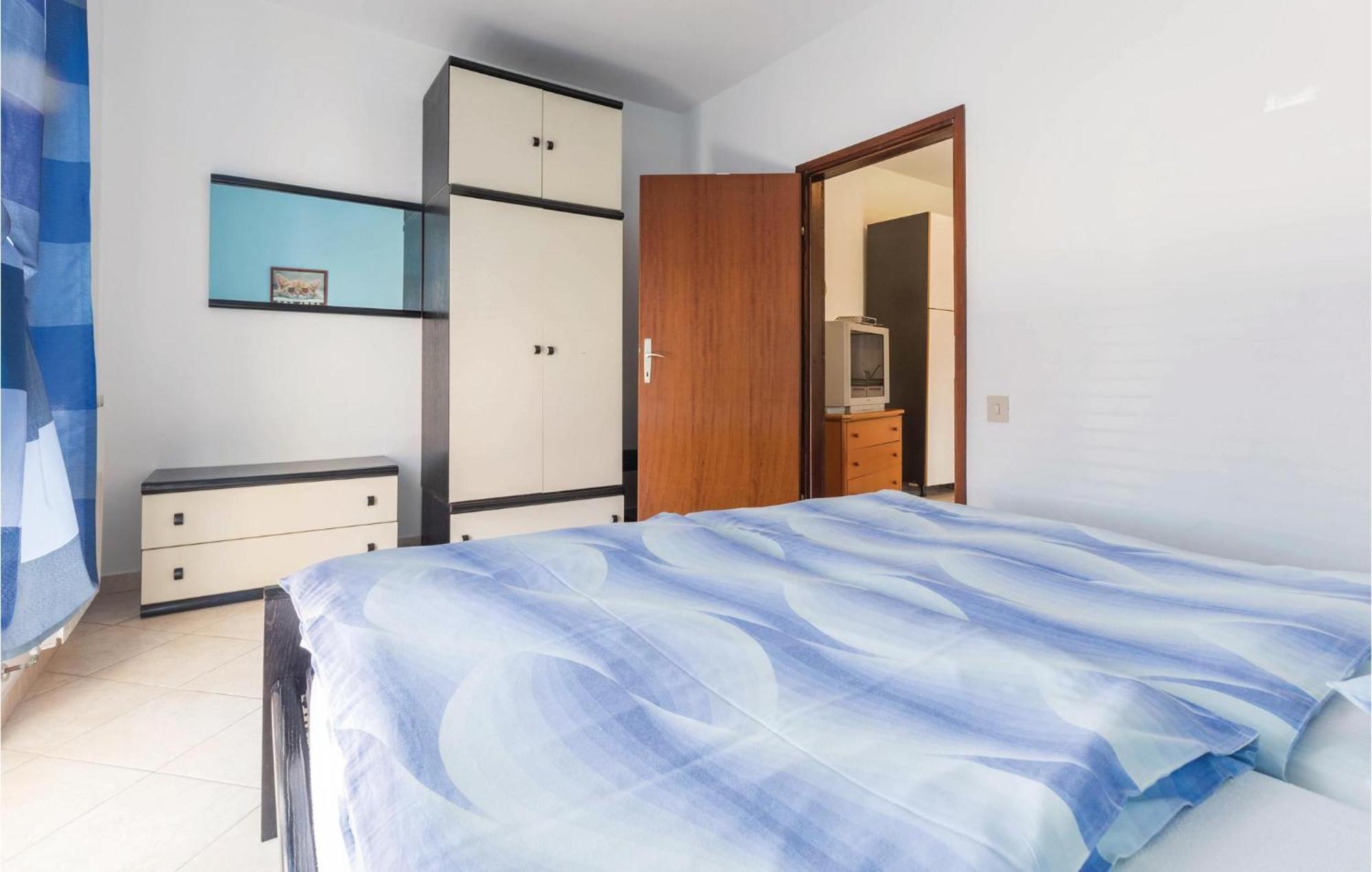 2 Bedroom Beautiful Apartment In سافودغيا المظهر الخارجي الصورة